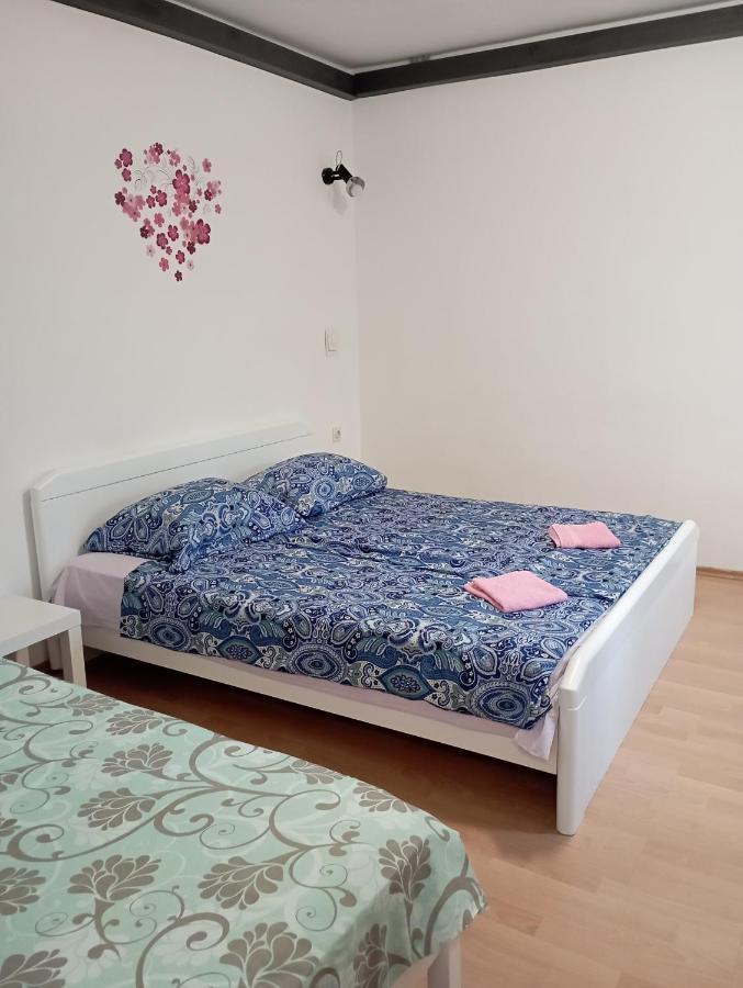 Apartments Mare Novigrad Istria Eksteriør billede
